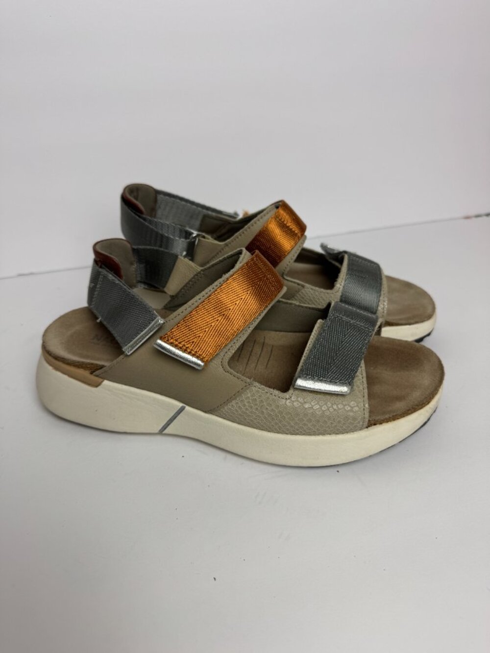 NAOT Odyssey Beige Lizard Combo Size 7 - Picture 1 of 9